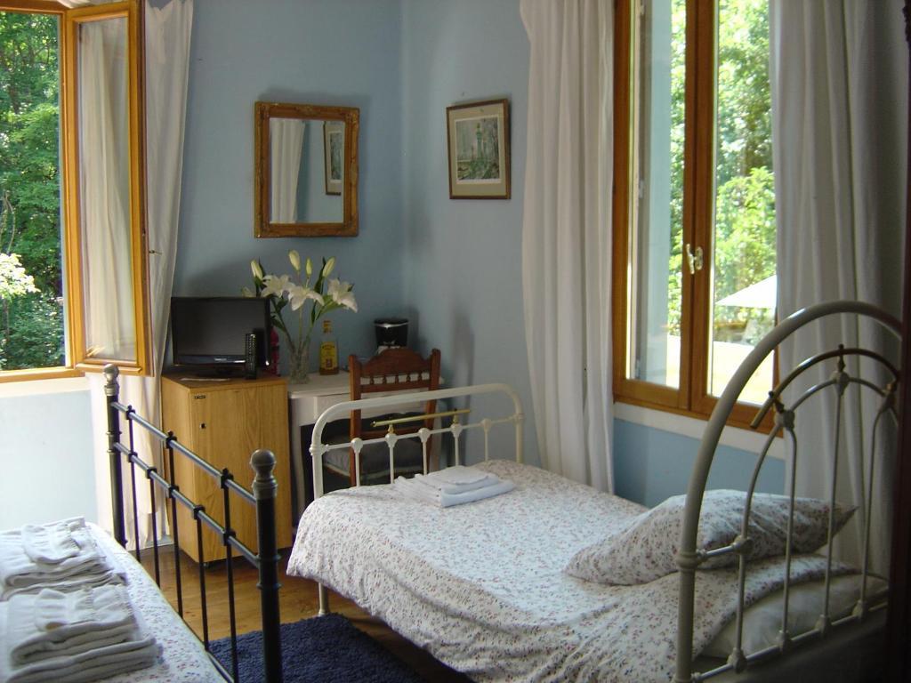 Bed and Breakfast Aux Quatre Saisons Axat Zimmer foto