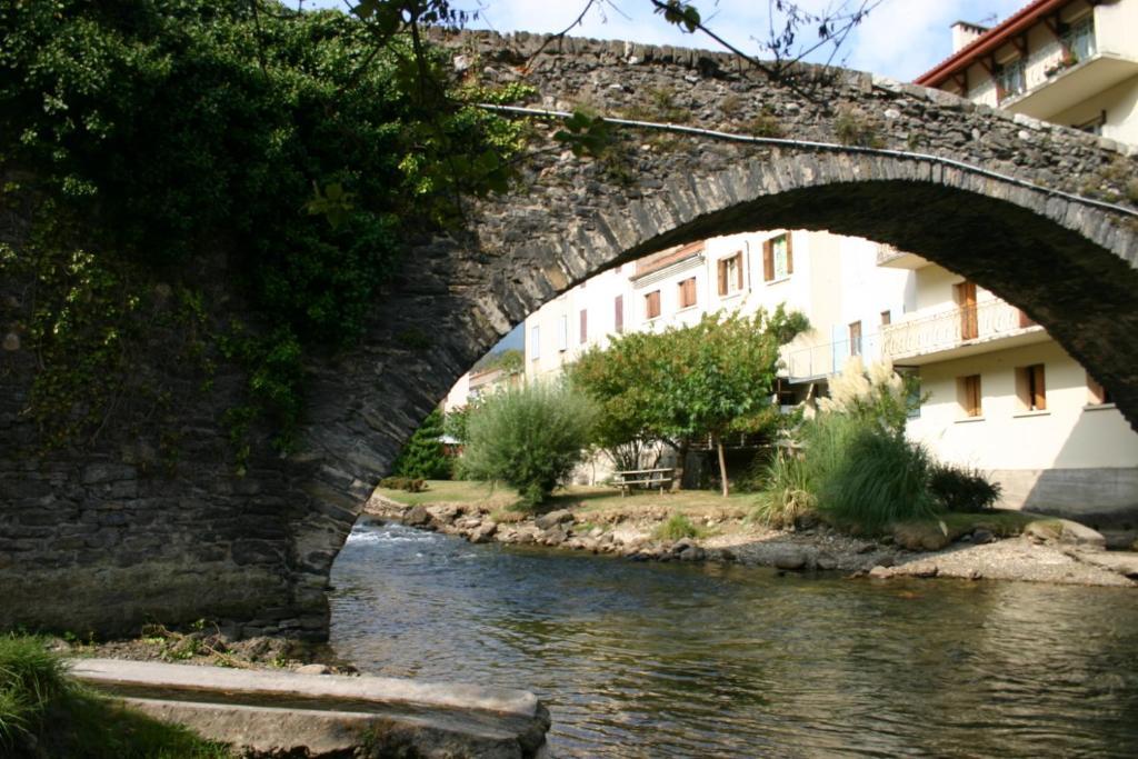 Bed and Breakfast Aux Quatre Saisons Axat Exterior foto